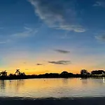 Kristal Lagoon View Apartement