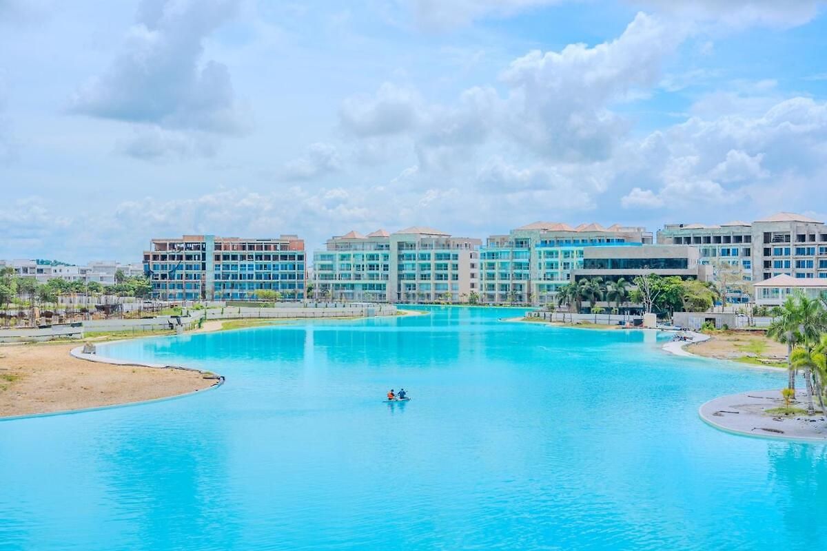 Kristal Lagoon View