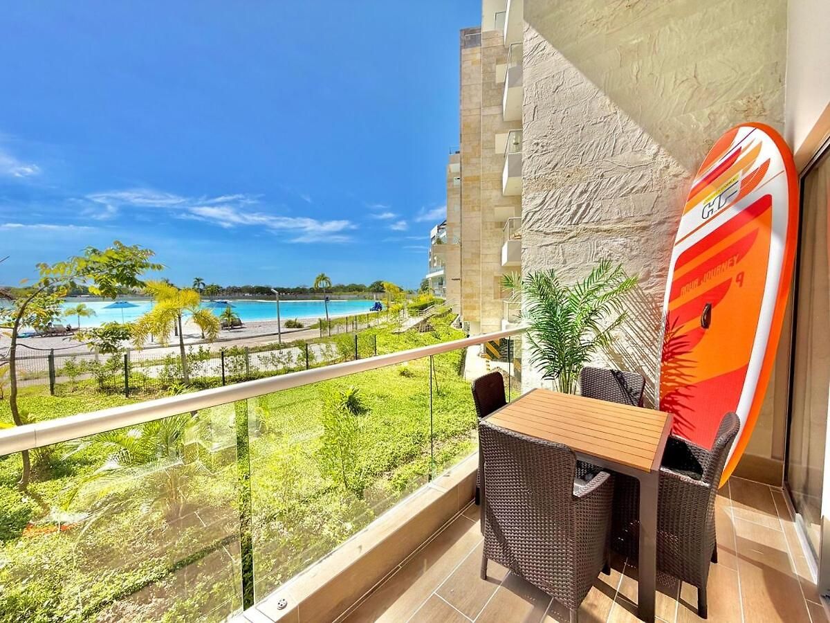 Kristal Lagoon View