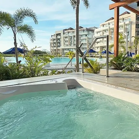 Kristal Lagoon View Apartamento *